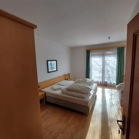 Schager Konukevi 3*
